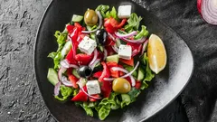 Insalata greca: una ricetta classica dell'isola di Rodi