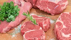 Anche la carne di maiale più dura diventerà tenera e succosa con questa marinata: il trucco culinario dei professionisti.