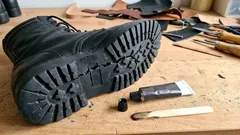 Se la suola della tua scarpa si rompe: un consiglio pratico da un calzolaio su come salvarla