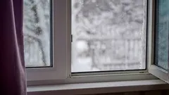 Anche con il freddo: perché gli esperti consigliano di arieggiare l'appartamento ogni giorno in inverno